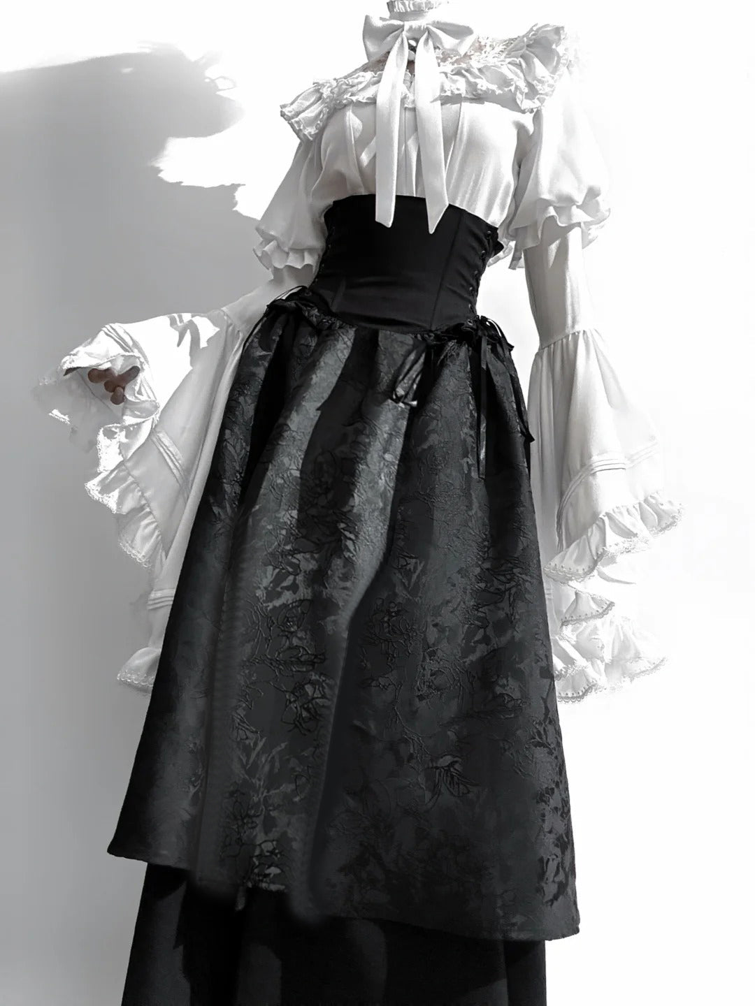 Gothic Lolita Black and Red Long Dress Shirt Sleeve Skirt+Top Set for Christmas