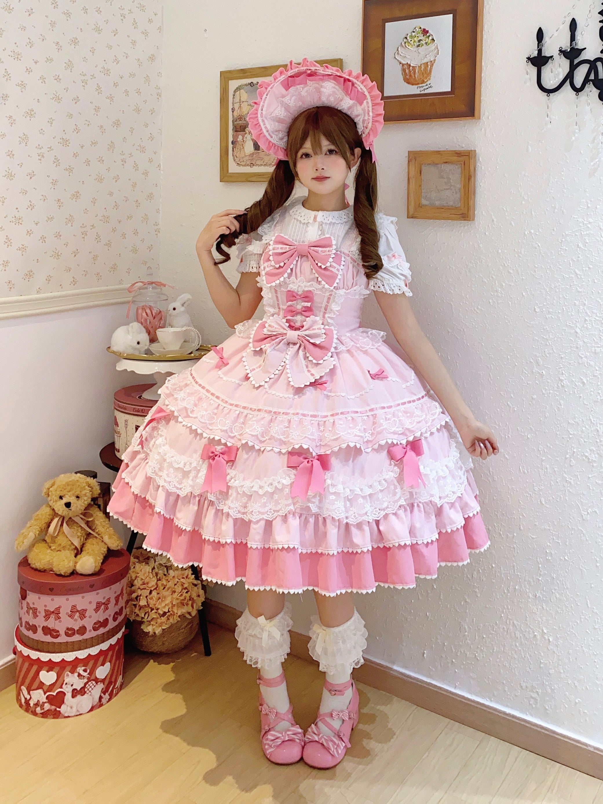 Hime Lolita Pink Cake Dress with Bow Layer Lace Trimmed Dress for Tea Party