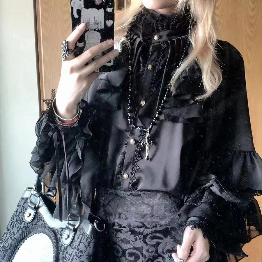 Goth Lolita Shirt Bat Shirt Blouse Sleeve for Spring and Autumn 2 Colors