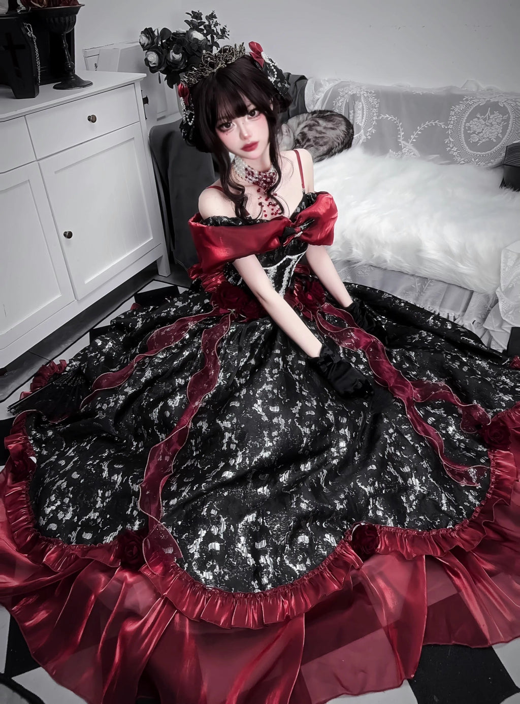 Goth Prom Lolita Black and Red Ball Gown Evening Dress for Tea Party