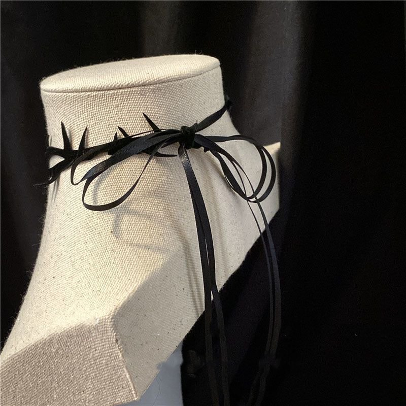 Lolita Accessories Gothic Dark Black Rose Straps Thorns Lace Necklace