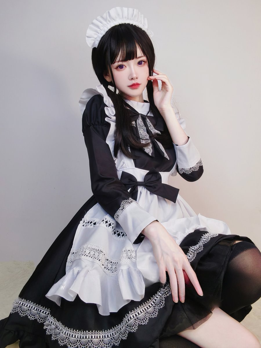 Maid Outfit Classic Black and White Dress British Aristocratic for Daily