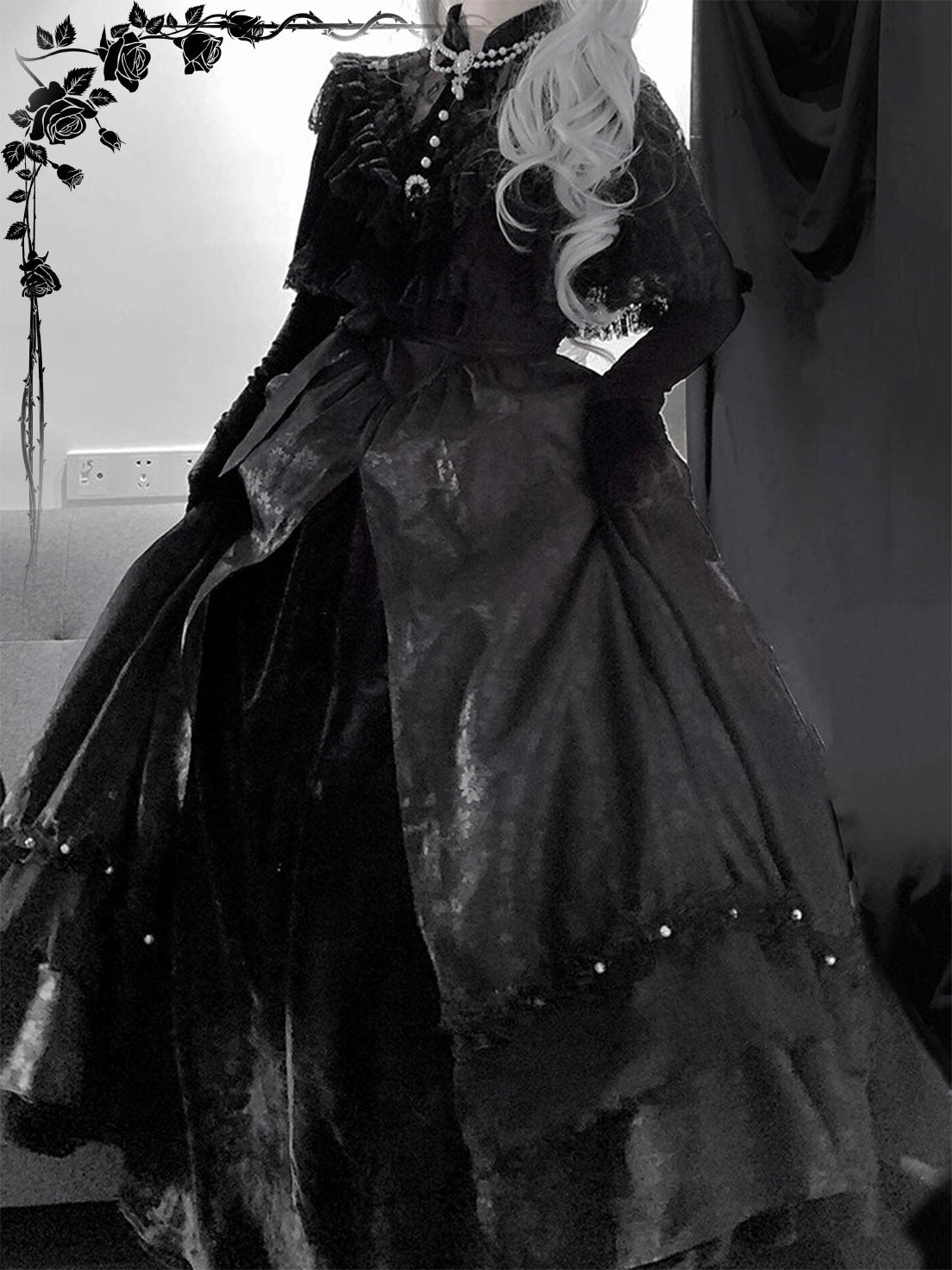 Gothic Lolita Vintage Black Maxi Witch Dress for Halloween Costume